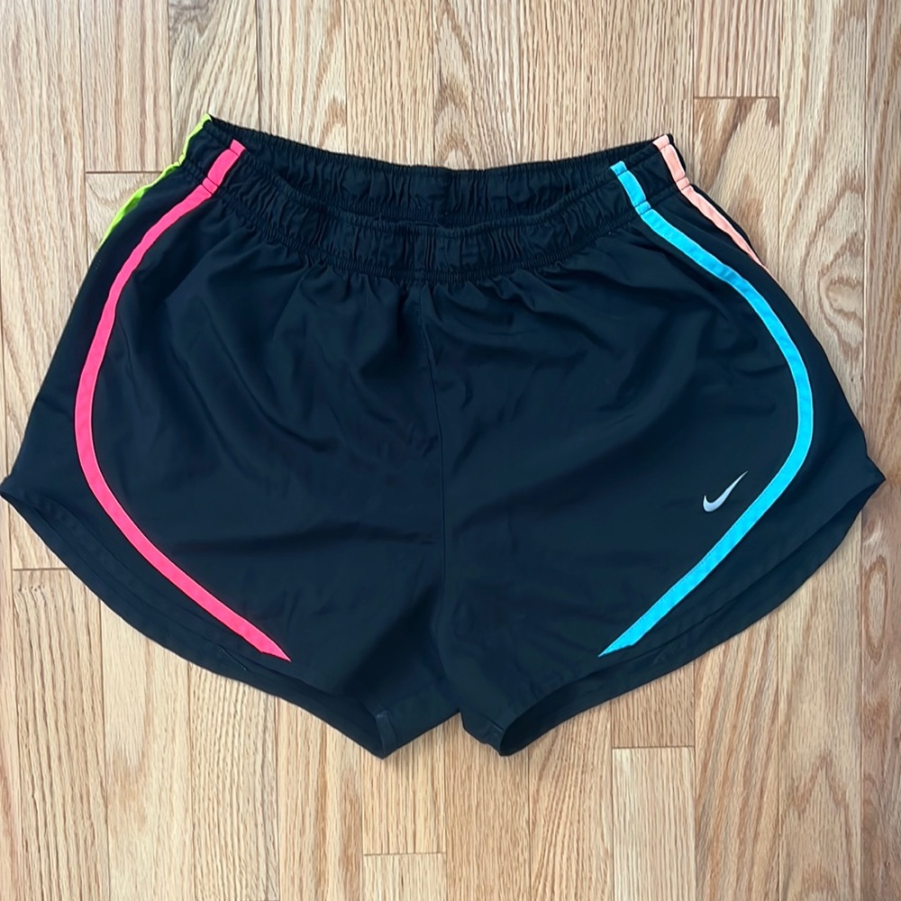 Nike dri fit shorts size large